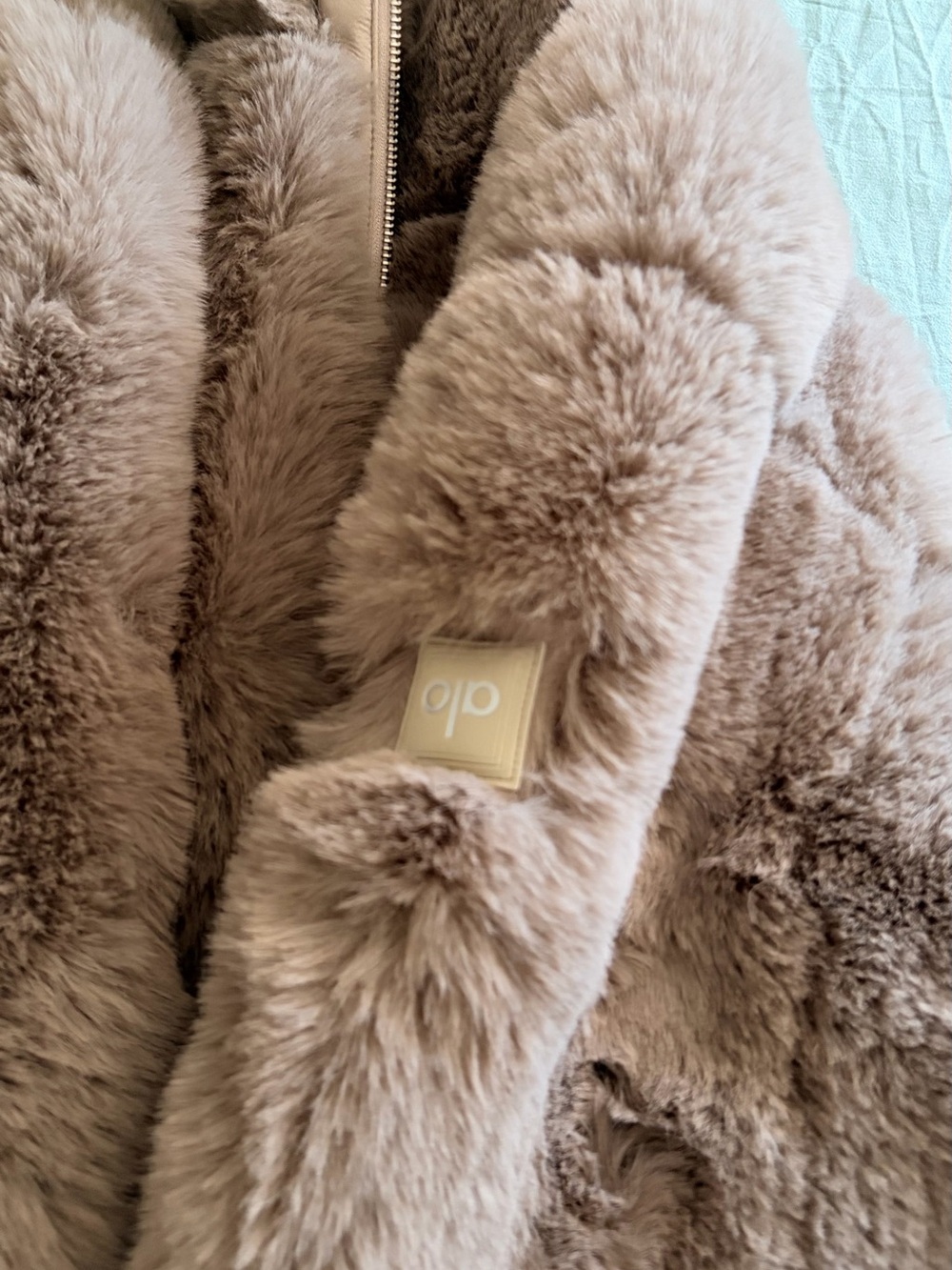 ALO Yoga Faux Fur Jacket - Picture 8 of 8